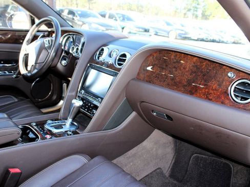 Used 2015 Bentley Flying Spur W12 image 20