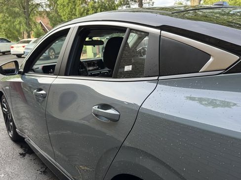 New 2026 Nissan Sentra SR w/ Floor Mat Package FWD image 12