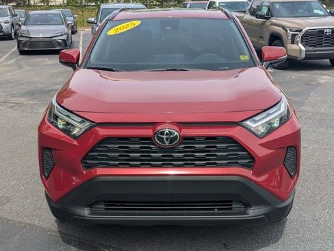 Used 2025 Toyota RAV4 XLE w/ Convenience Package image 2