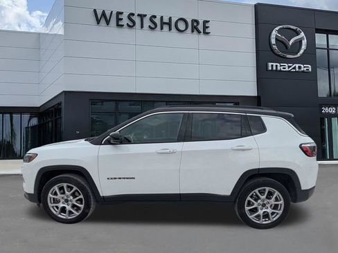 Used 2025 Jeep Compass Limited AWD/4WD image 6