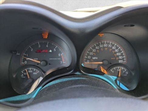 Used 2005 Pontiac Grand Am SE FWD image 10