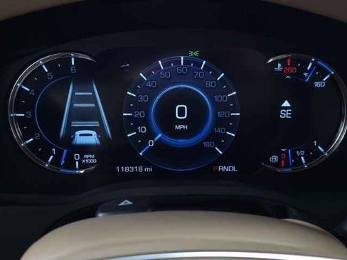 Used 2018 Cadillac Escalade ESV Platinum image 21