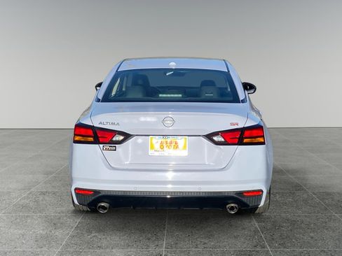 Used 2024 Nissan Altima 2.5 SR FWD image 4