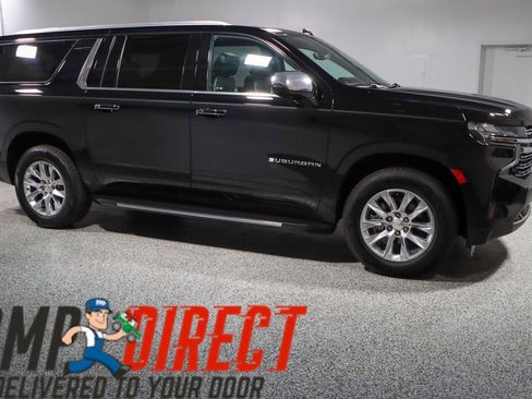 Used 2021 Chevrolet Suburban Premier w/ Premium Package image 6