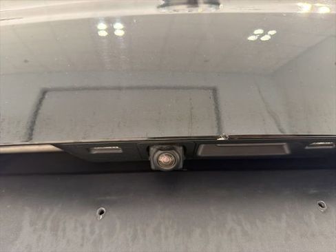 Used 2023 Buick Encore GX Essence w/ Experience Buick Package FWD image 8