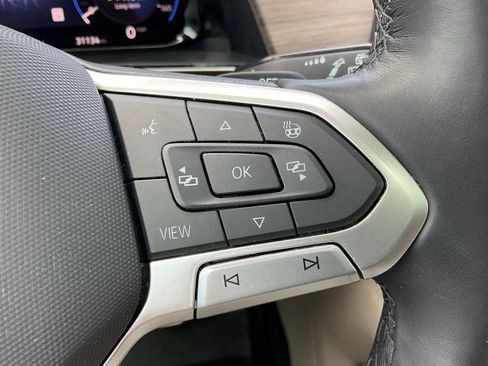 Used 2024 Volkswagen Atlas SEL Premium R-Line image 13