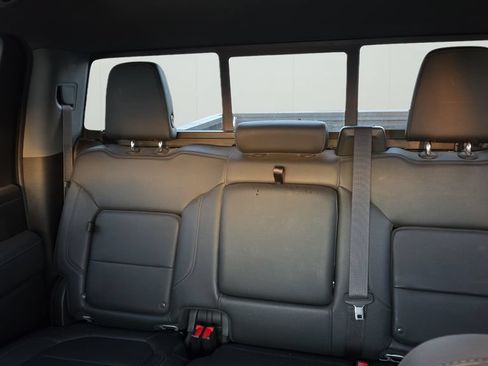 Used 2021 Chevrolet Silverado 2500 LTZ w/ LTZ Convenience Package AWD/4WD image 14
