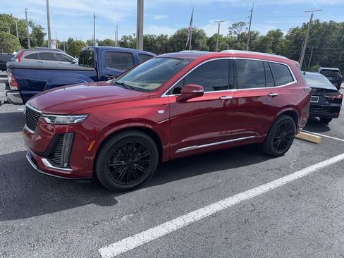 Used 2020 Cadillac XT6 Premium Luxury w/ Platinum Package AWD/4WD image 1