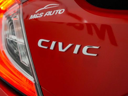 Used 2017 Honda Civic Sport Touring image 11