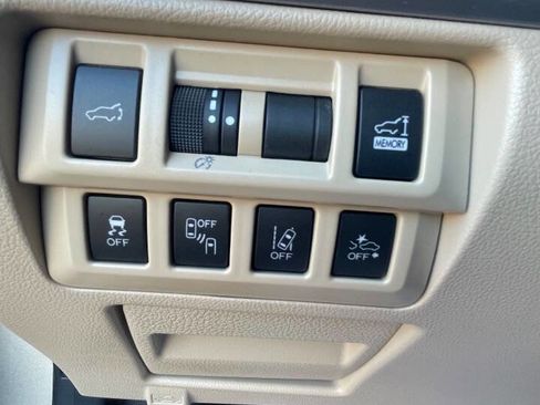 Used 2019 Subaru Outback 2.5i Premium image 20