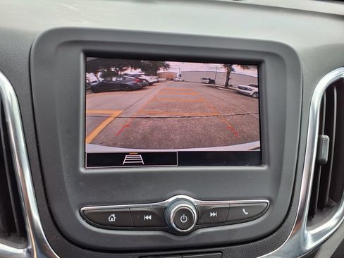 Used 2024 Chevrolet Equinox LT FWD image 28