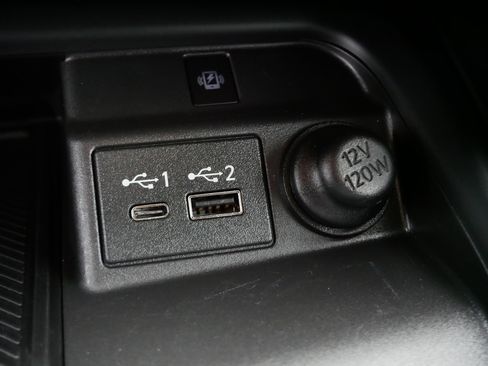 Used 2025 INFINITI QX50 Luxe image 32