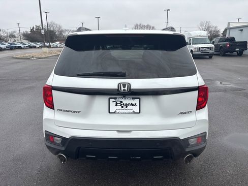 Used 2023 Honda Passport Elite image 4