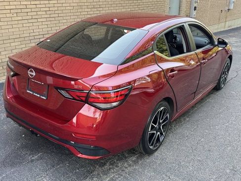 Used 2024 Nissan Sentra SR FWD image 18