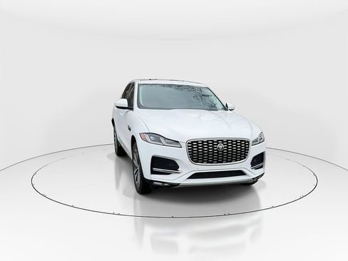 Used 2022 Jaguar F-PACE S AWD/4WD image 2