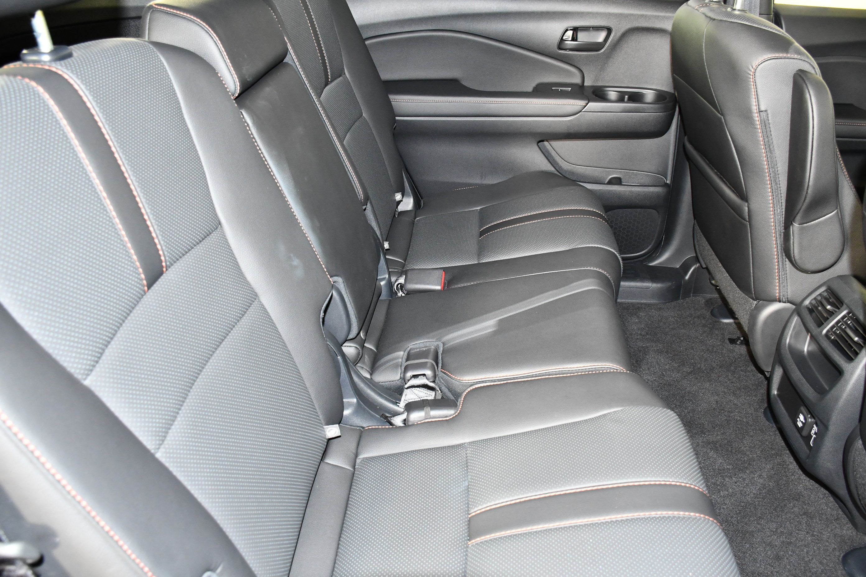 Certified 2023 Honda Passport TrailSport image 46