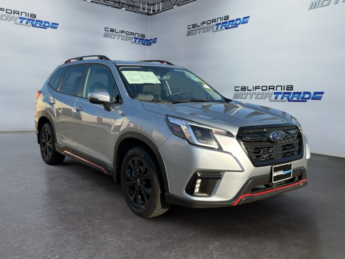 Used 2024 Subaru Forester Sport w/ POP Package 3 AWD/4WD image 3