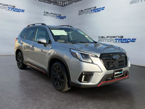 Used 2024 Subaru Forester Sport w/ POP Package 3 AWD/4WD image 3