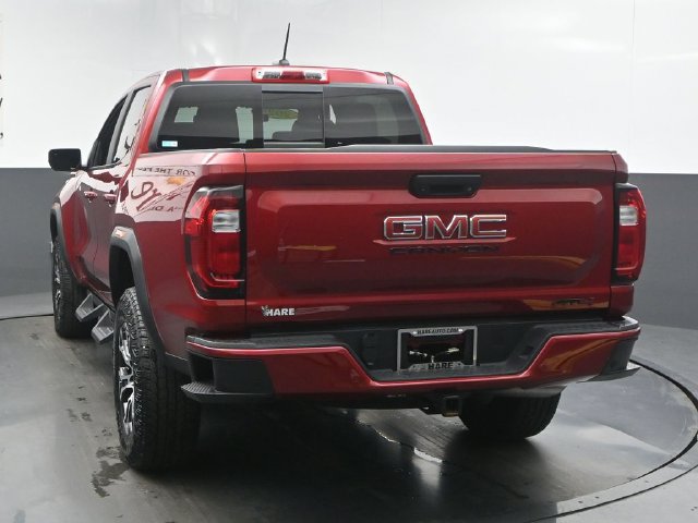 Used 2025 GMC Canyon AT4 w/ Technology Plus Package AWD/4WD image 39