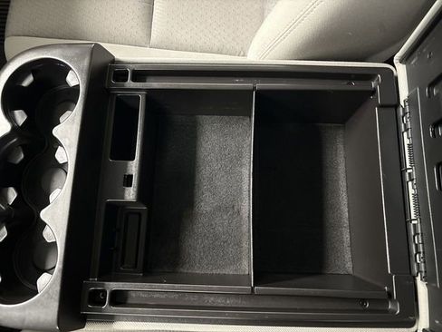 Used 2013 Chevrolet Silverado 2500 LT w/ Interior Plus Package image 46