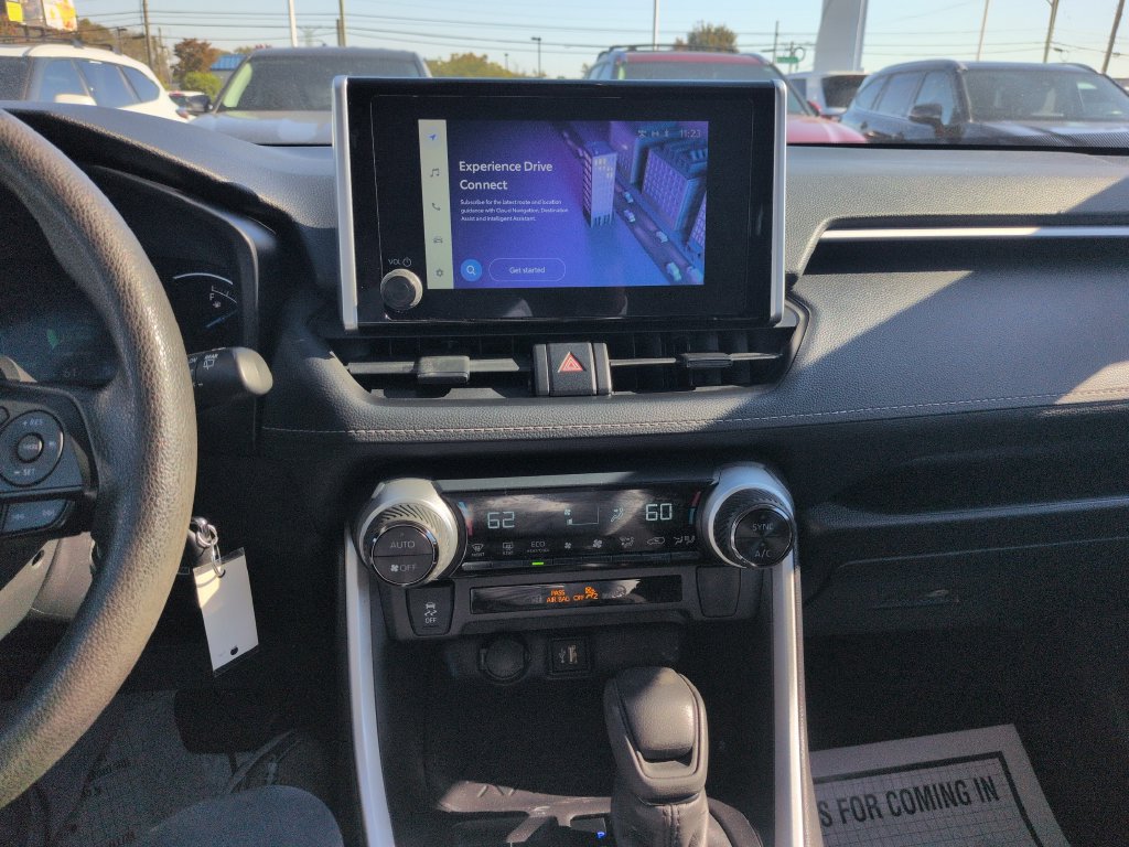 Certified 2025 Toyota RAV4 LE AWD/4WD image 18