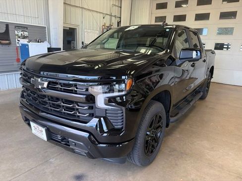 Used 2025 Chevrolet Silverado 1500 RST w/ Rally Edition AWD/4WD image 2