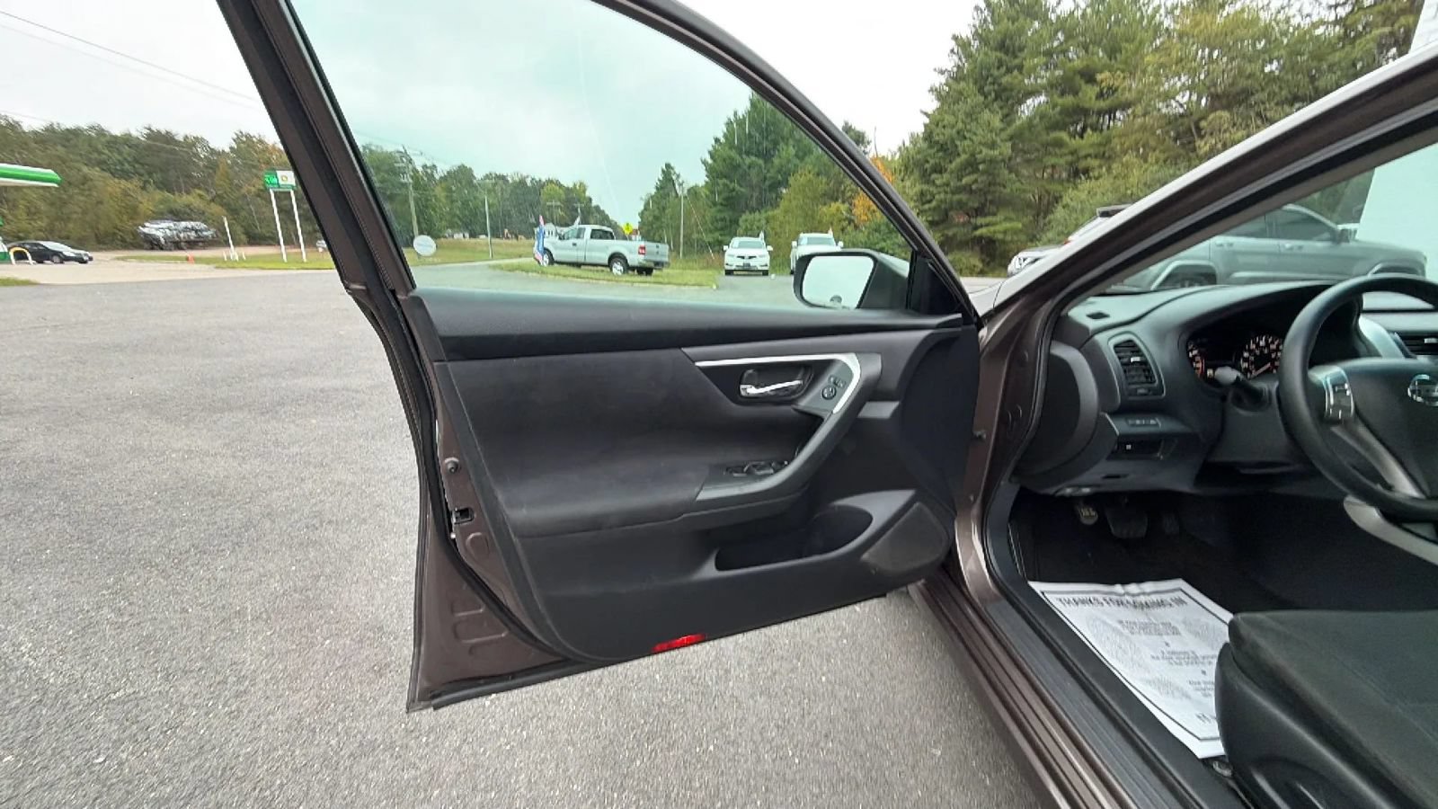 Used 2015 Nissan Altima 2.5 S w/ Power Driver Seat Package FWD image 15