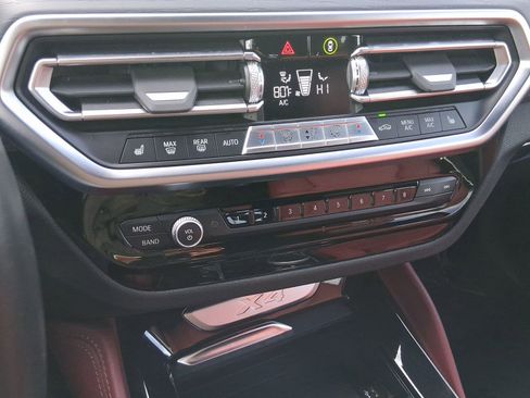 Certified 2023 BMW X4 xDrive30i w/ M Sport Package image 16