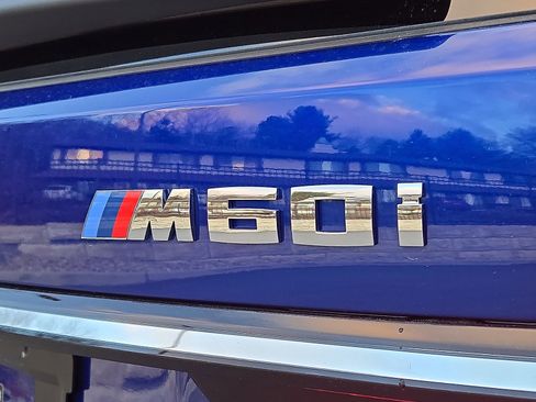 Used 2024 BMW X7 M60i w/ Executive Package image 32