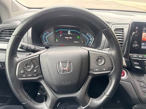 Used 2024 Honda Odyssey EX-L image 11