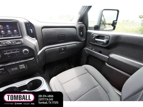 Used 2023 Chevrolet Silverado 2500 Custom w/ Custom Convenience Package AWD/4WD image 11