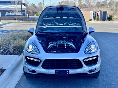 Used 2014 Porsche Cayenne Turbo S AWD/4WD image 53