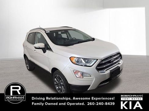 Used 2018 Ford EcoSport Titanium w/ Titanium Cold Weather Package image 4