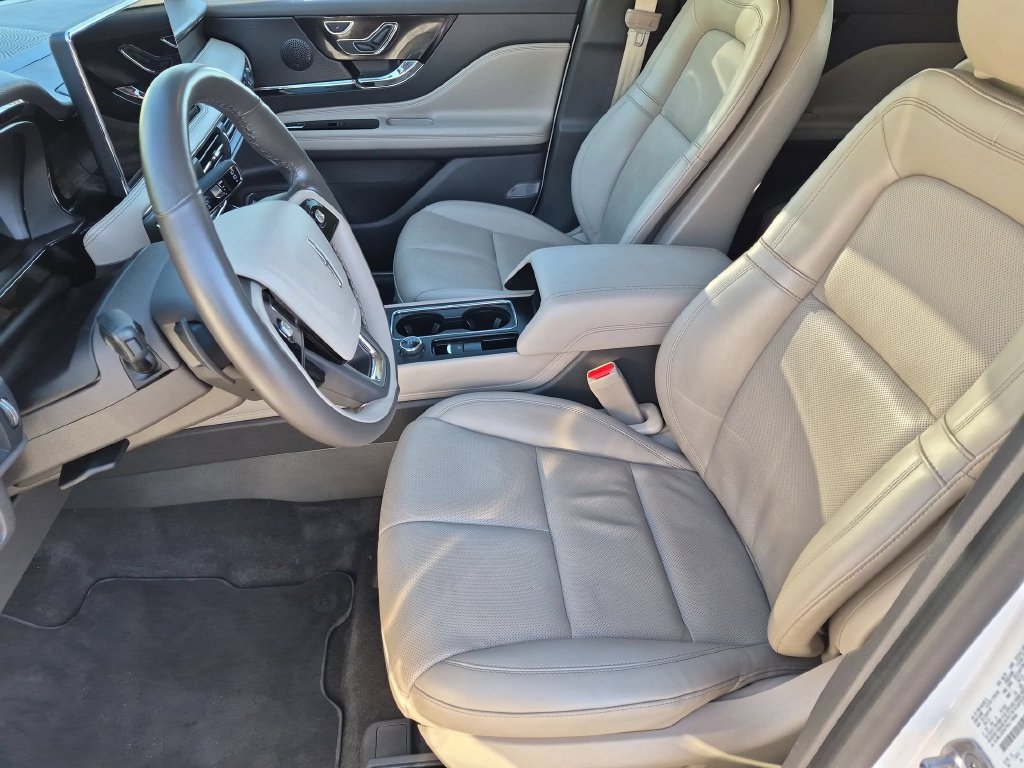Used 2024 Lincoln Corsair Reserve AWD/4WD image 18