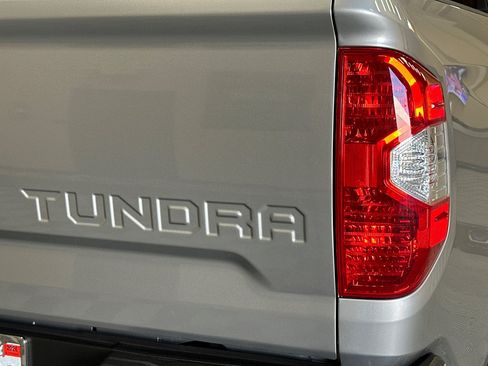 Used 2016 Toyota Tundra SR5 w/ SR5 Upgrade Package RWD image 46
