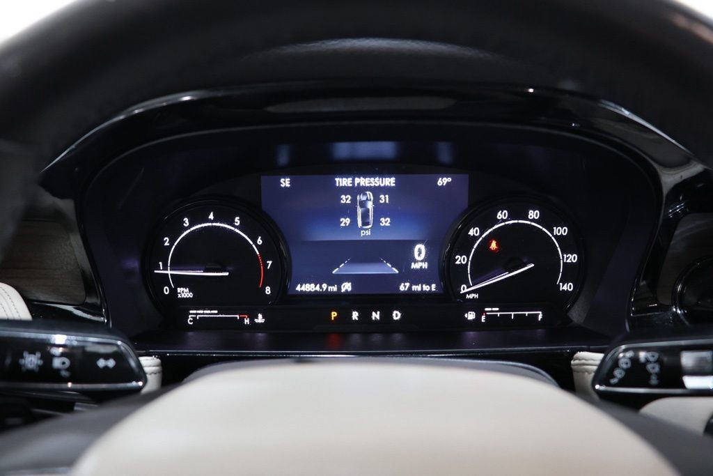 Used 2020 Lincoln Corsair Reserve w/ Equipment Group 201A AWD/4WD image 24