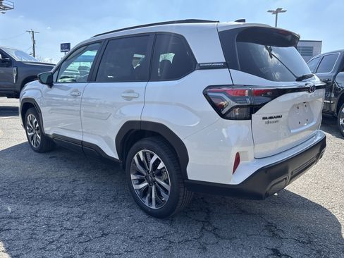 New 2026 Subaru Forester Touring image 5