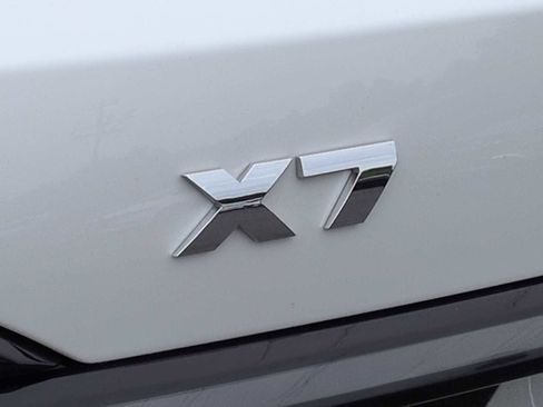 Used 2026 BMW X7 M60i AWD/4WD image 13
