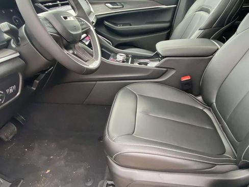 New 2026 Jeep Grand Cherokee Limited w/ Limited Altitude Package RWD image 13