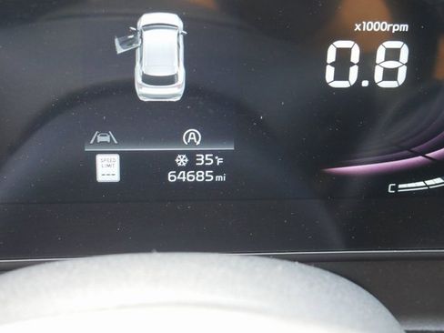 Used 2023 Kia Sportage EX image 19