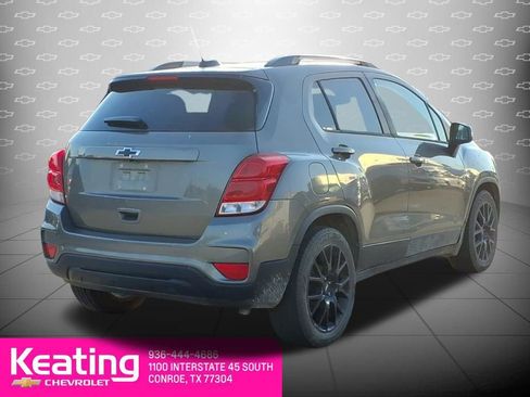Used 2021 Chevrolet Trax LT w/ Sport Edition FWD image 6