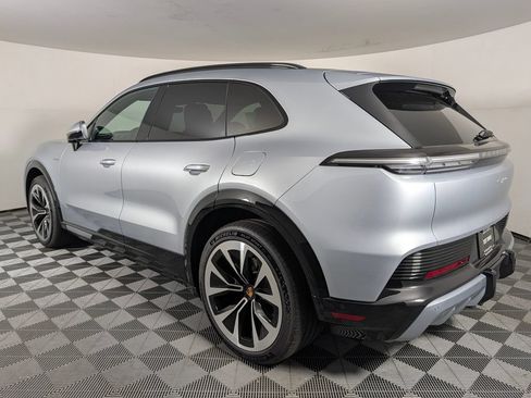 New 2026 Porsche Cayenne Electric AWD/4WD image 3