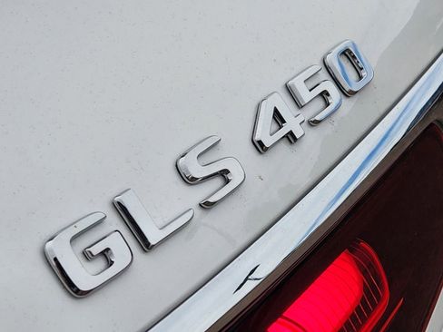 New 2026 Mercedes-Benz GLS 450 4MATIC image 11