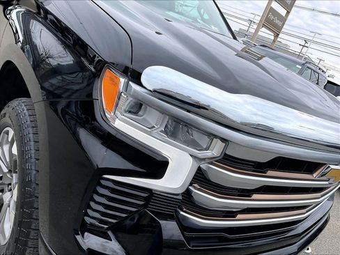 Used 2022 Chevrolet Silverado 1500 High Country image 34