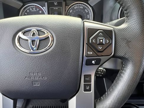 Certified 2021 Toyota Tacoma SR5 AWD/4WD image 20