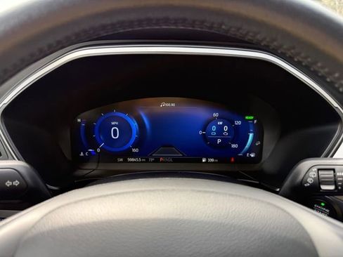 Used 2020 Ford Escape SE Sport image 5