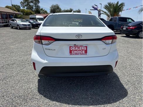 Used 2023 Toyota Corolla LE FWD image 6