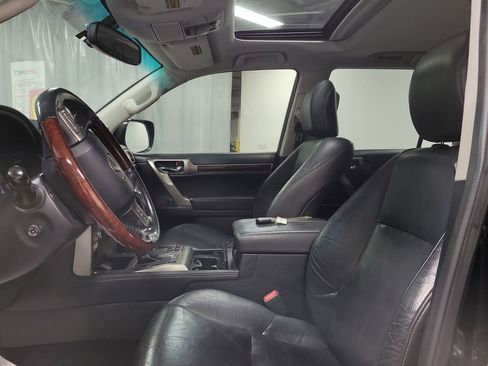 Used 2015 Lexus GX 460 460 w/ Premium Package image 12