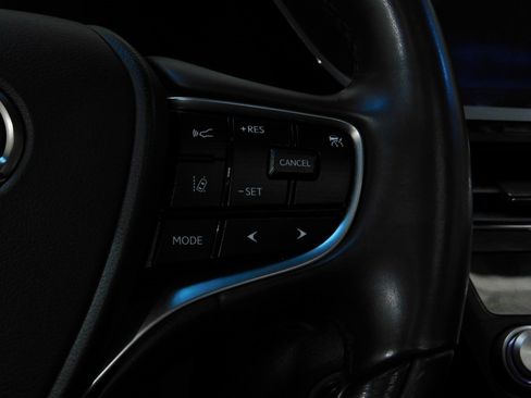 Used 2022 Lexus ES 350 w/ Premium Package image 48