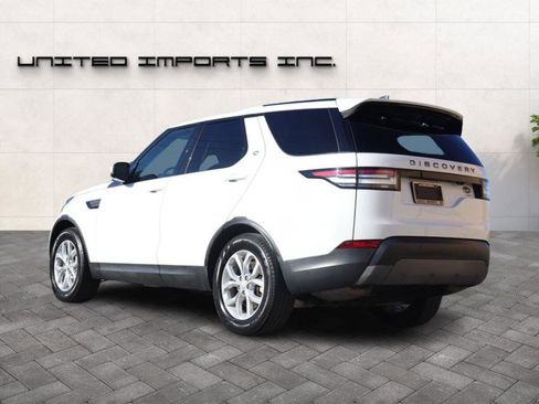 Used 2018 Land Rover Discovery SE image 5